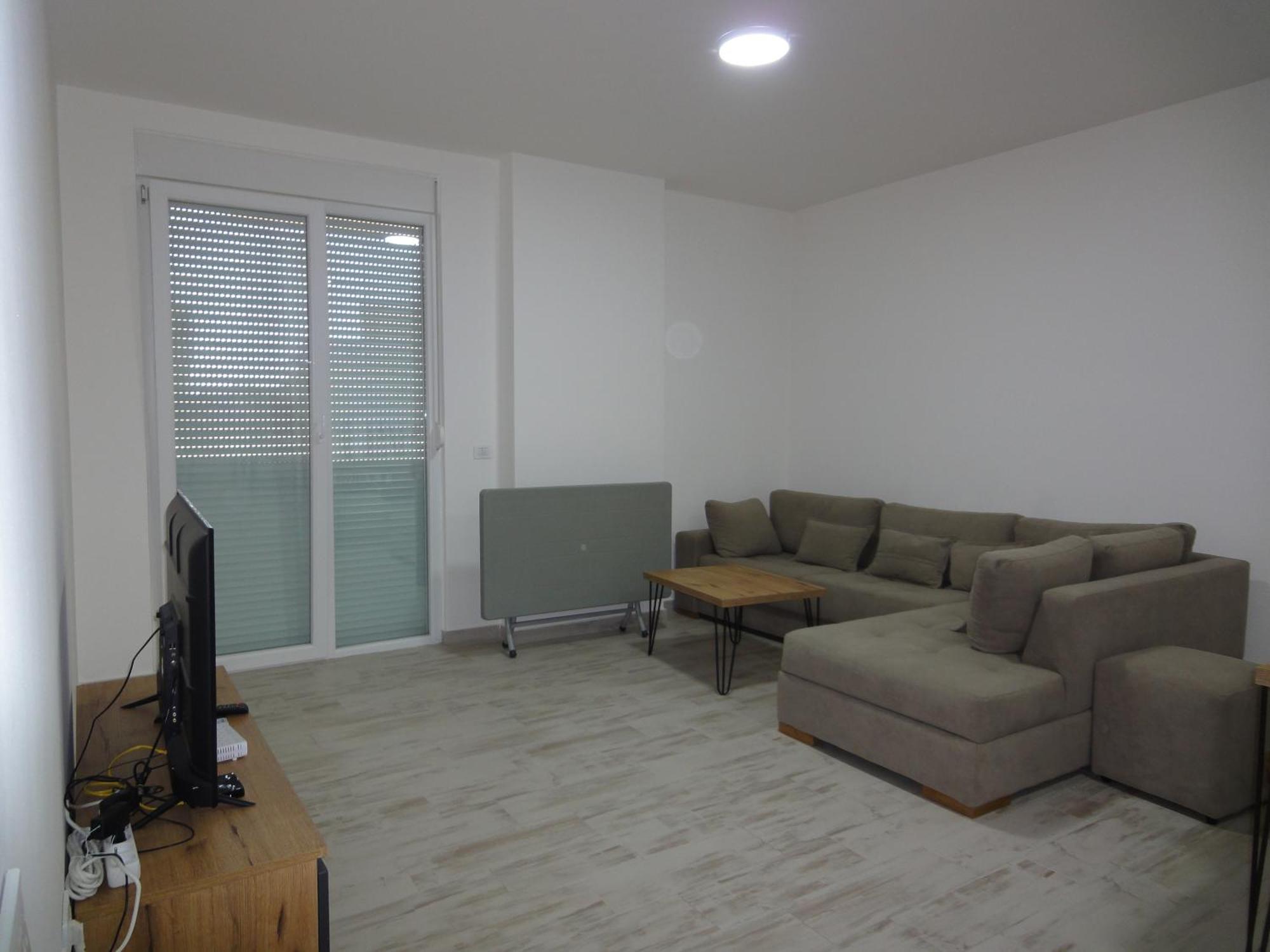 Niki Shen Gjin Appartement